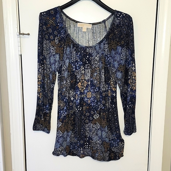 Michael Kors Boho Peasant Top with 3/4 Length Sleeves - Picture 2 of 5